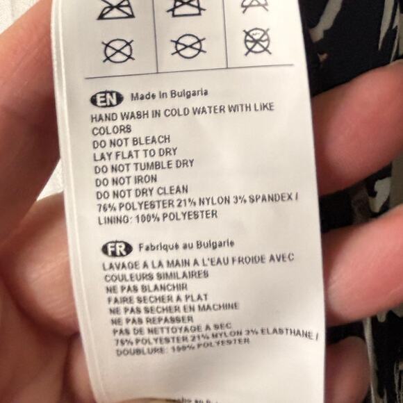 Joseph Ribkoff NWT Navy White Floral Large Collar Front Zip Bodycon Dress 8 - Picture 9 of 9